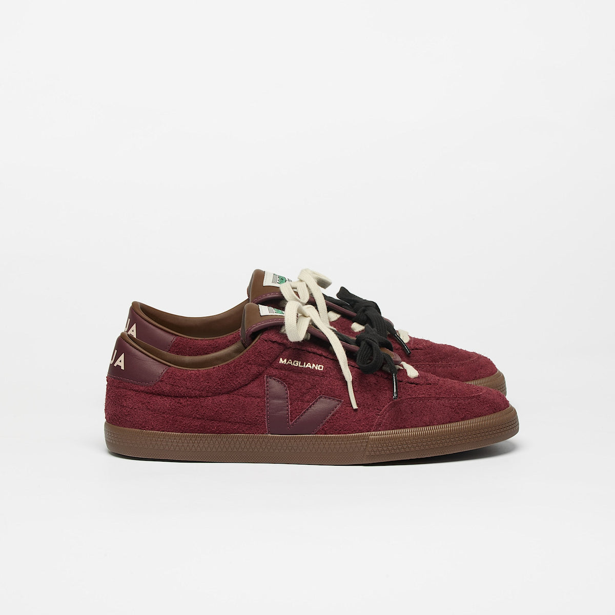 veja baskets panenka-veja-x-magliano suede red mg0322374 Lateral view