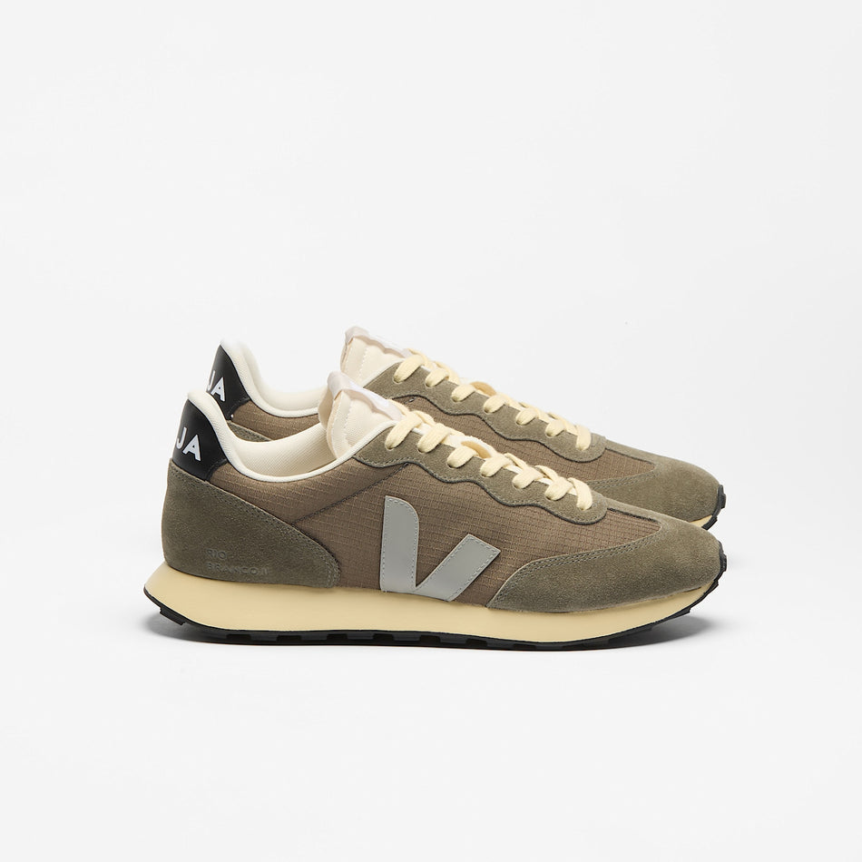 veja sneakers rio-branco-ii organic-cotton-and-fabrics green ro1921917 Lateral view