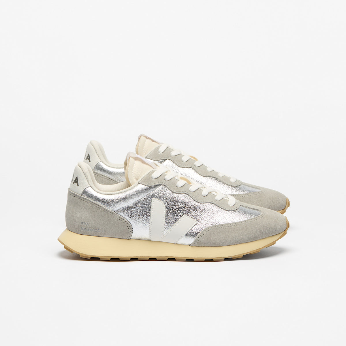 veja sneakers rio-branco-ii organic-leather silver ro2021923 Lateral view