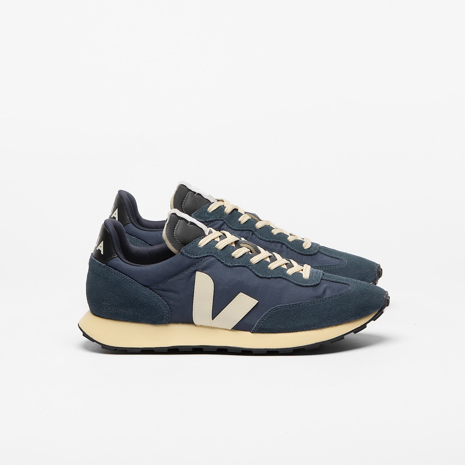 veja sneakers rio-branco-ii-lite organic-cotton-and-fabrics blue rw3421572 Lateral view