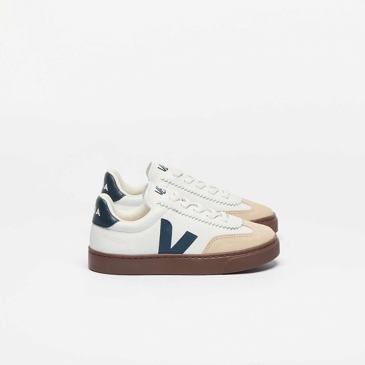 veja sneakers small-volley organic-leather white sy2021013 Lateral view