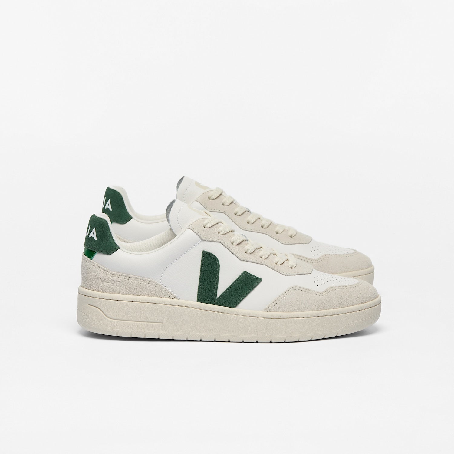 veja sneakers v-90 organic-leather white vd2003384 Lateral view