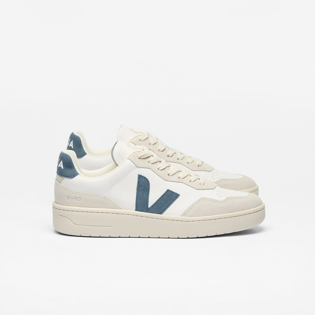 veja sneakers v-90 organic-leather white vd2003845 Lateral view