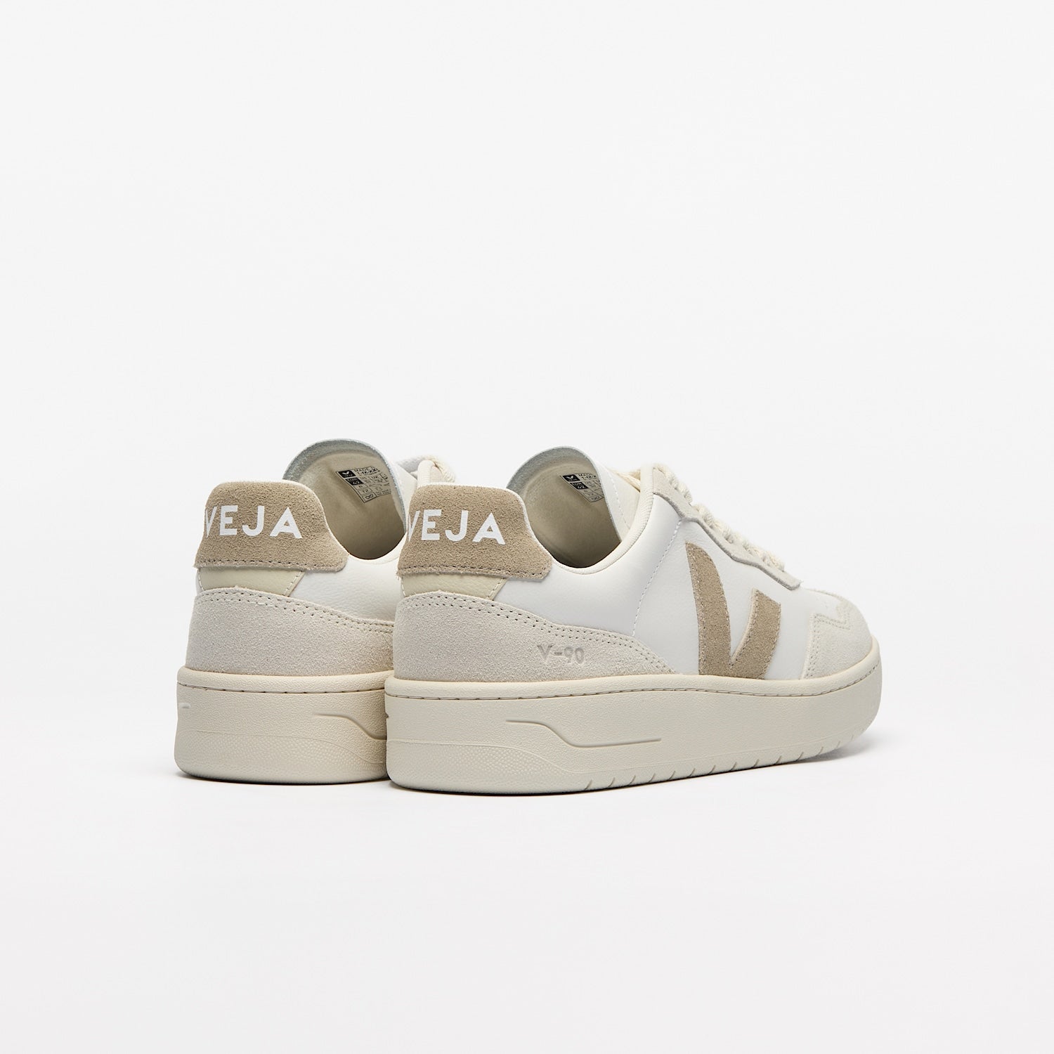 veja sneakers v-90 organic-leather white vd2020909 Back view
