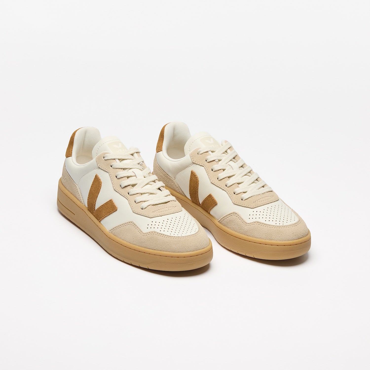 veja sneakers v-90 organic-leather beige vd2020915 Top view