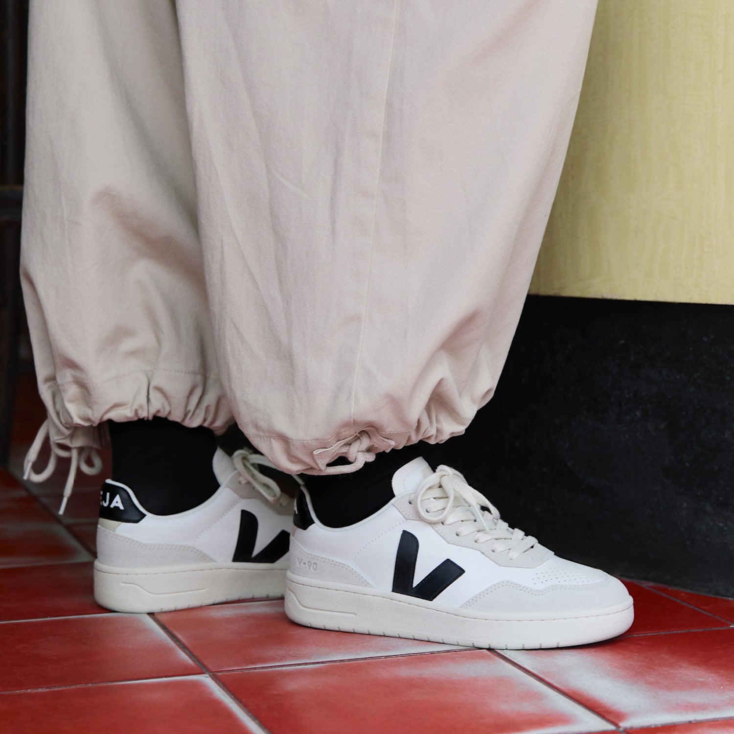 veja sneakers v-90 organic-leather white vd2021061