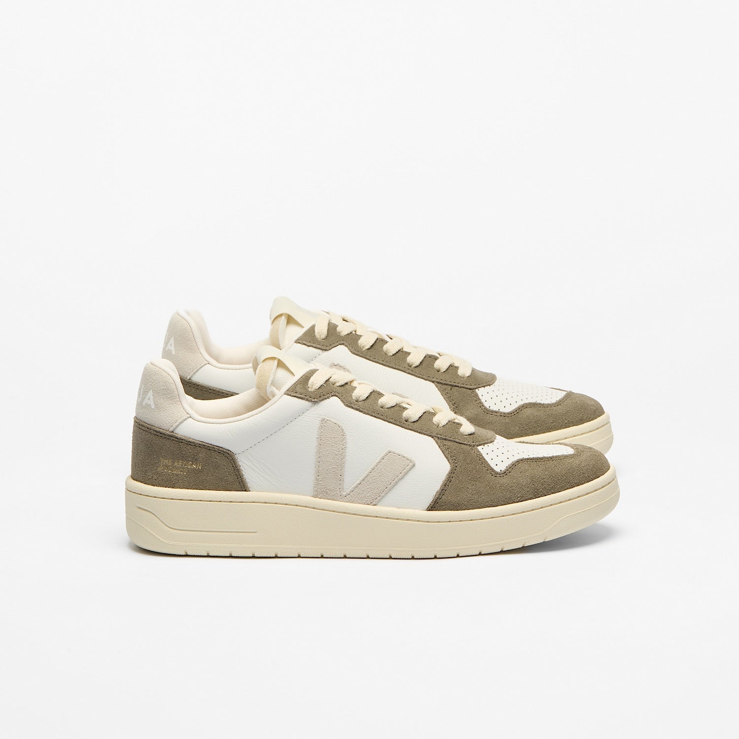 veja sneakers v-82-grained leather white natural kaki ve3321697 Lateral view