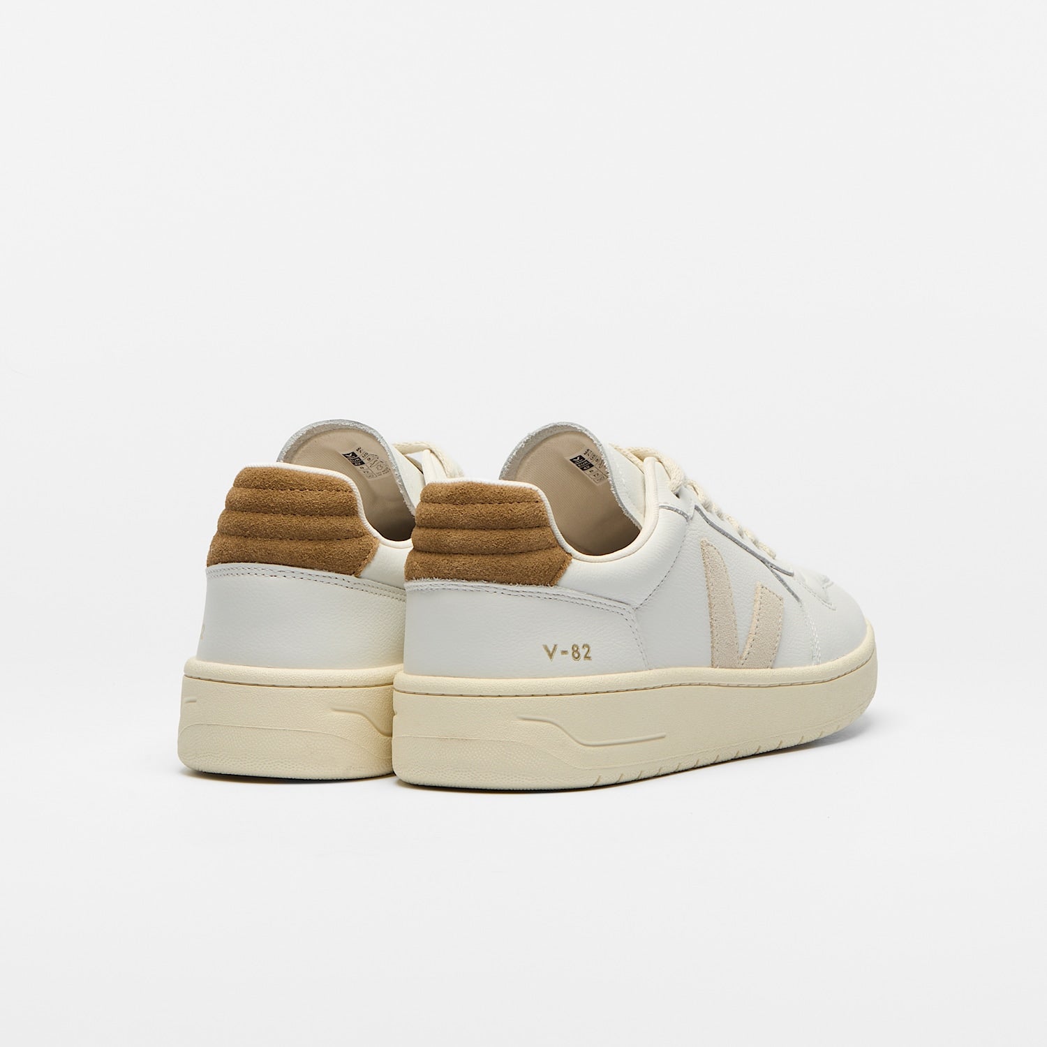 veja sneakers v-82 ii-grained leather white pierre tent vf3321447 Back view