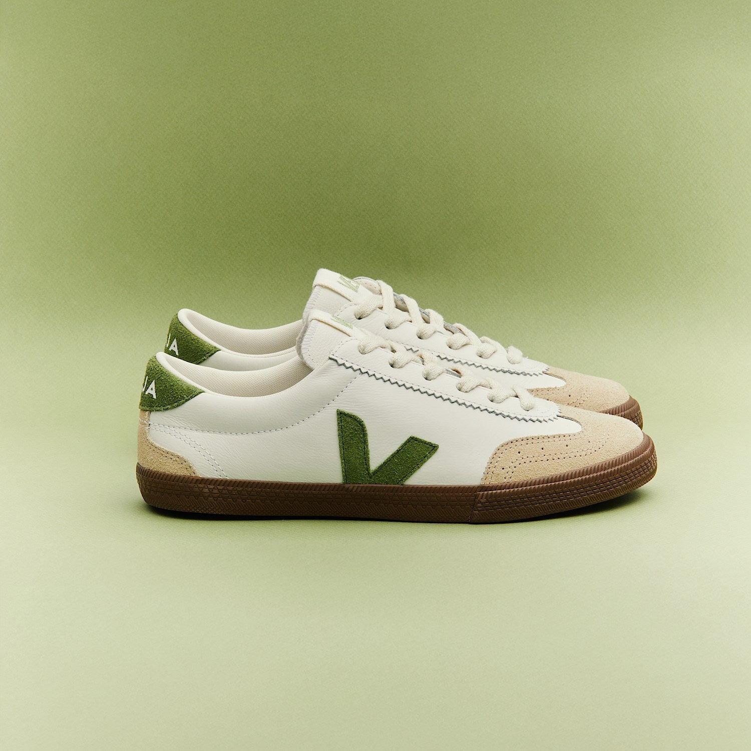veja sneakers volley organic-leather white vo2020875